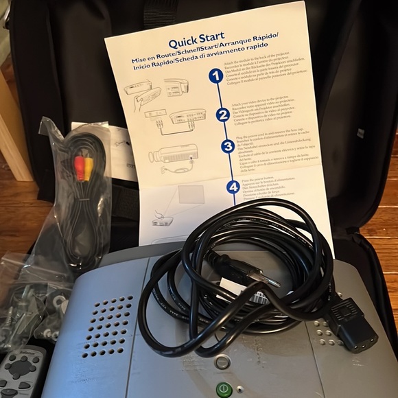 Projector - Picture 2 of 5